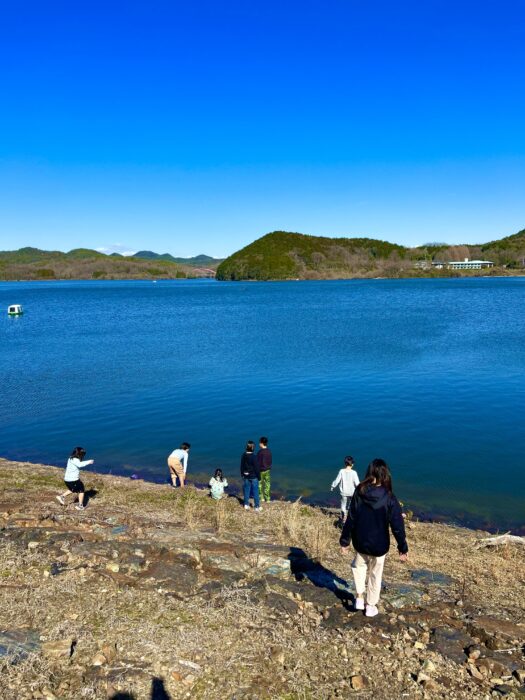 徹当山と入鹿池