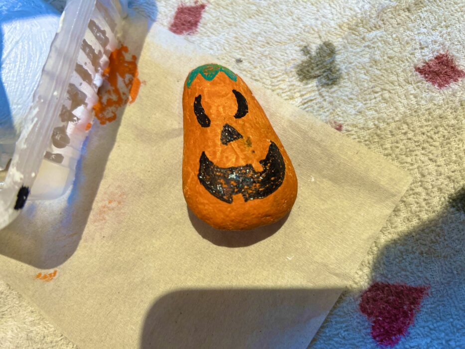 ハロウィンストーンペインティング
